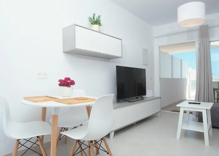 The Ocean View Senator Modern Appartement *