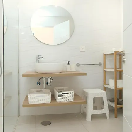 Апартаменты The Ocean View Senator Modern